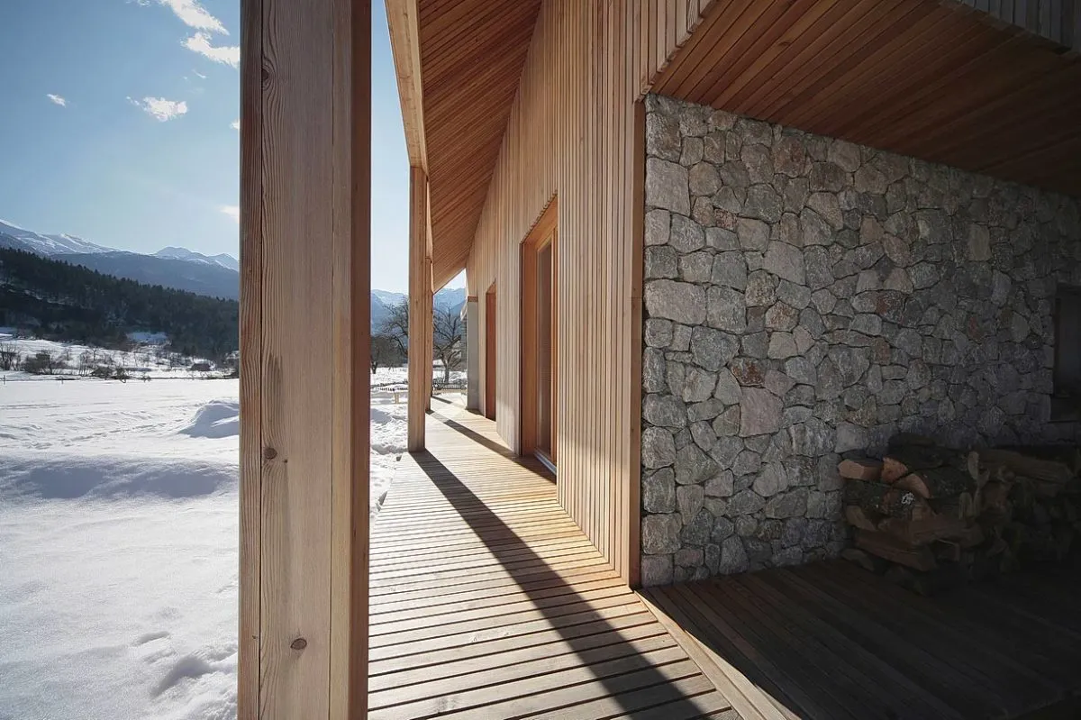 Parquet e boiserie in legno (16)